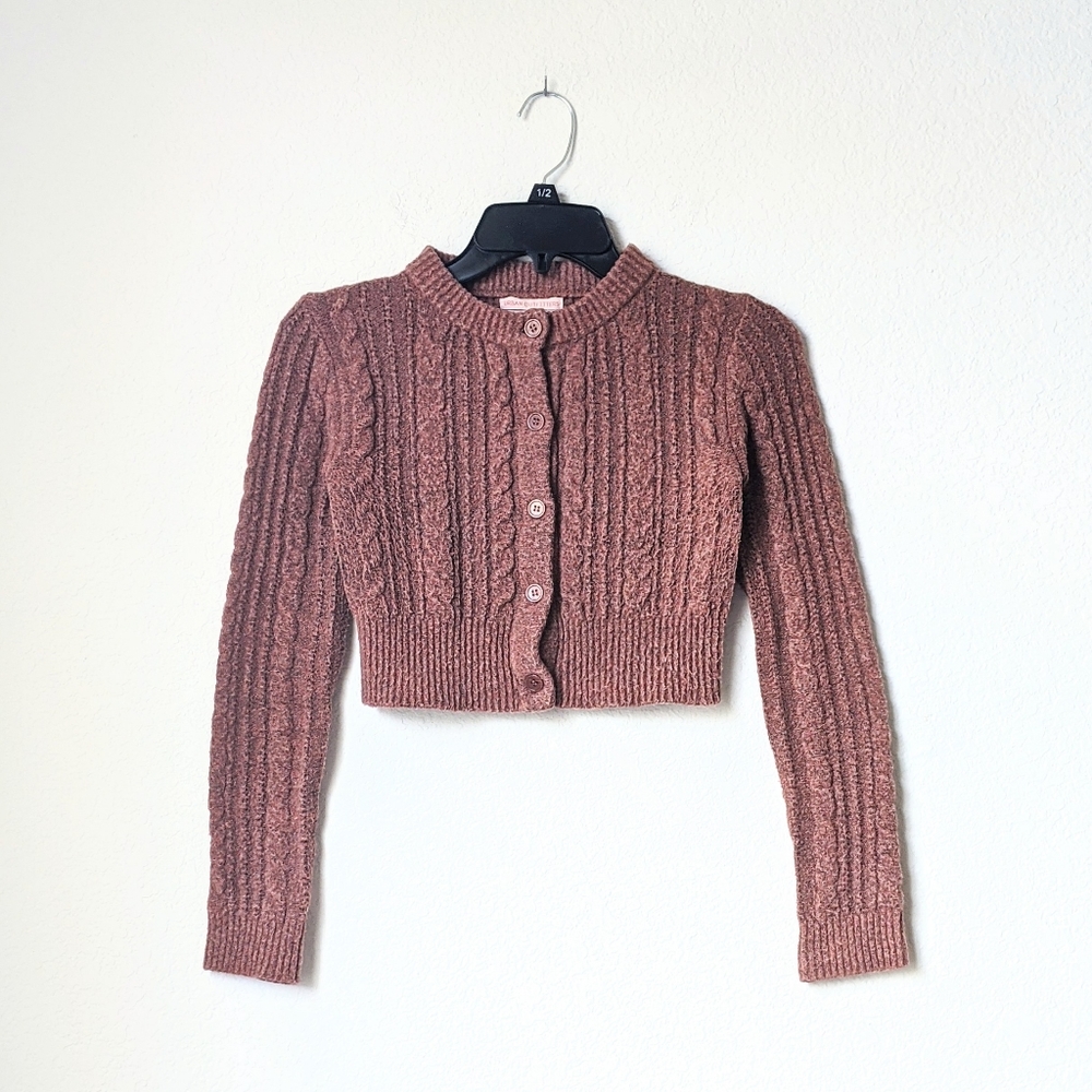 urban outfitters max cable crop cardigan